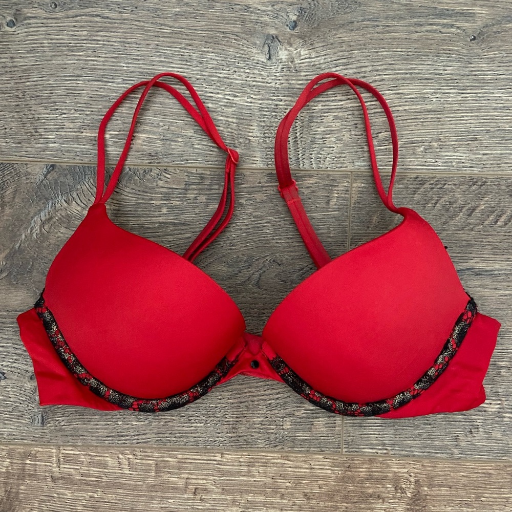 Victoria’s Secret Very Sexy Push Up Bra